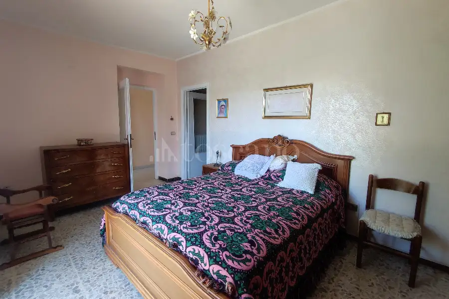 Villino a Schiera in vendita di 300 mq a €90.000 (rif. 22/2026)