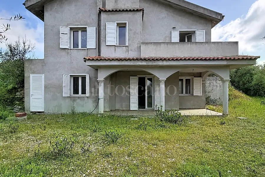 Casa Indipendente in vendita di 150 mq a €178.000 (rif. 91/2026)