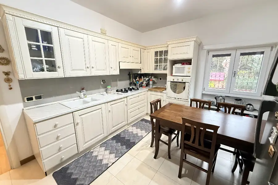 Casa in vendita di 180 mq a €600.000 (rif. 3/2026)