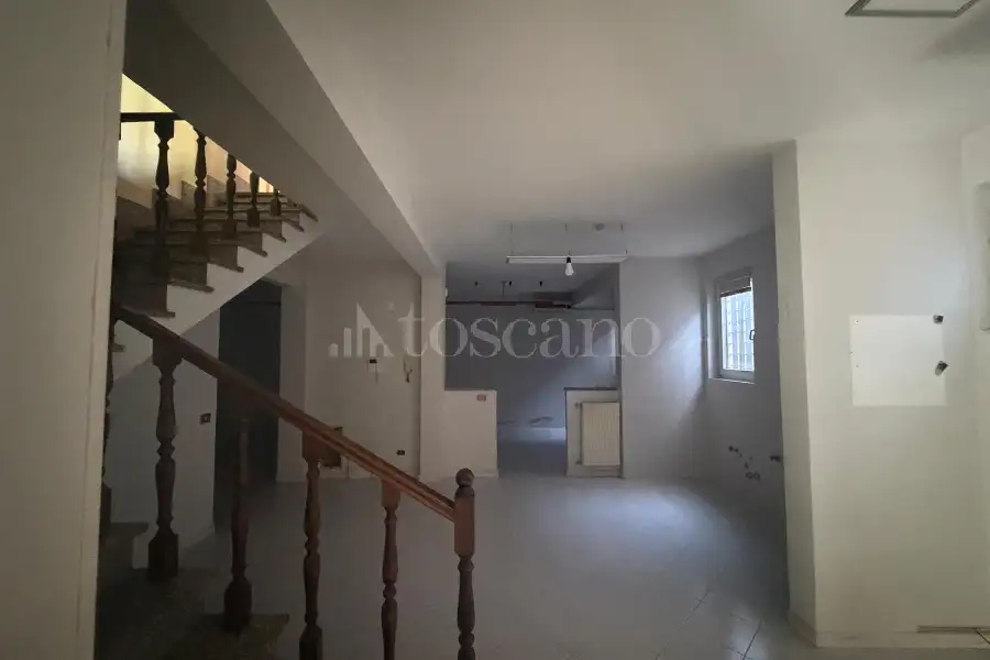 Villa Bifamiliare in vendita di 300 mq a €599.000 (rif. 52/2026)