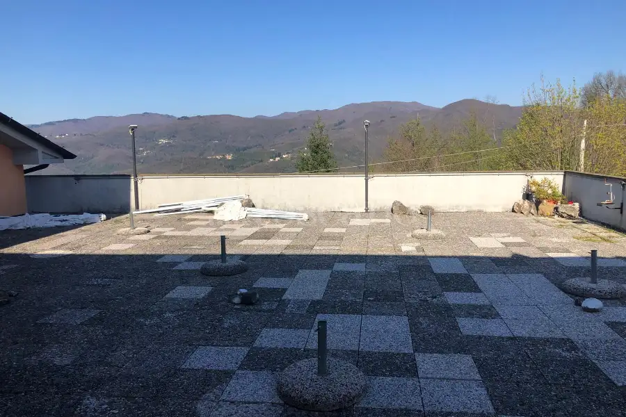 Attività Commerciale in vendita di 1.300 mq a €500.000 (rif. 51/2025)