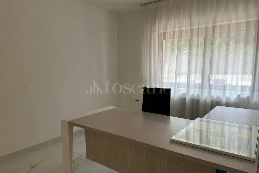 Ufficio in affitto di 60 mq a €450 (rif. 54/2026)