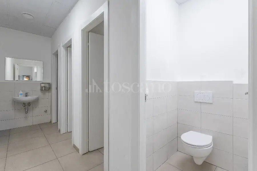 Ufficio in vendita di 340 mq a €1.150.000 (rif. 40/2026)