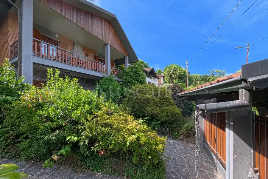 Villa in vendita di 240 mq a €750.000 (rif. 179/2026)