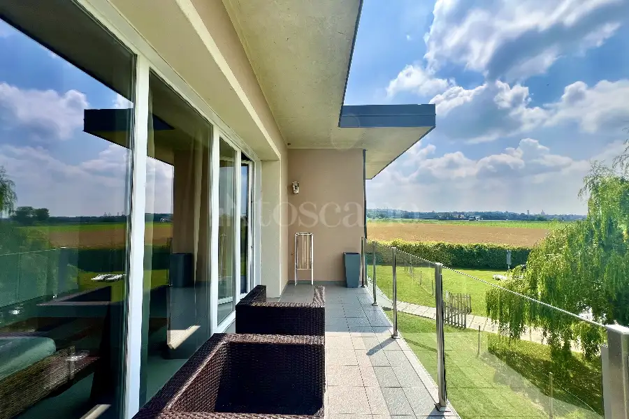 Villa in vendita di 750 mq a €1.500.000 (rif. 36/2024)