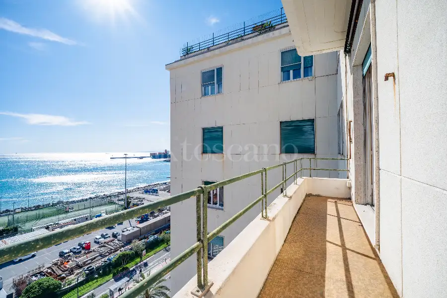 Attico in vendita di 440 mq a €1.650.000 (rif. 17/2026)
