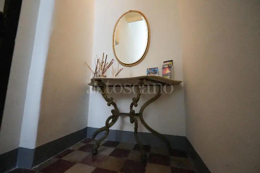 Palazzo in vendita di 216 mq a €439.000 (rif. 25/2026)