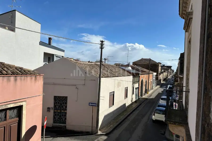 Casa Indipendente in vendita di 162 mq a €98.000 (rif. 22/2026)