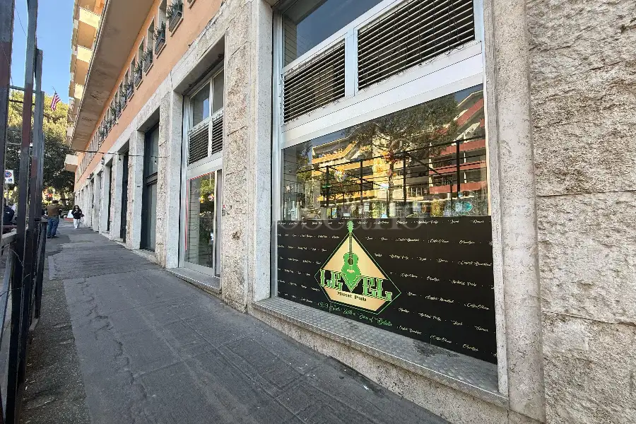 Negozio in vendita di 160 mq a €399.000 (rif. 14/2025)