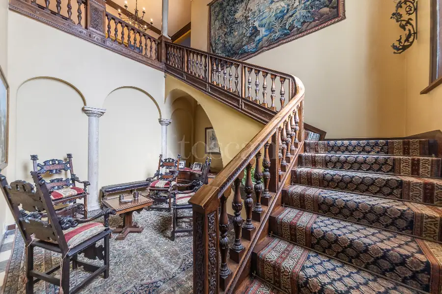 Villa in vendita di 750 mq a €1.950.000 (rif. 53/2026)