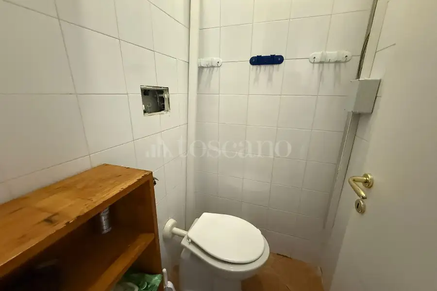 Negozio in affitto di 40 mq a €900 (rif. 79/2025)