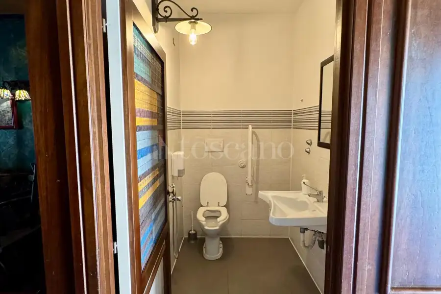 Negozio in affitto di 110 mq a €3.500 (rif. 53/2025)