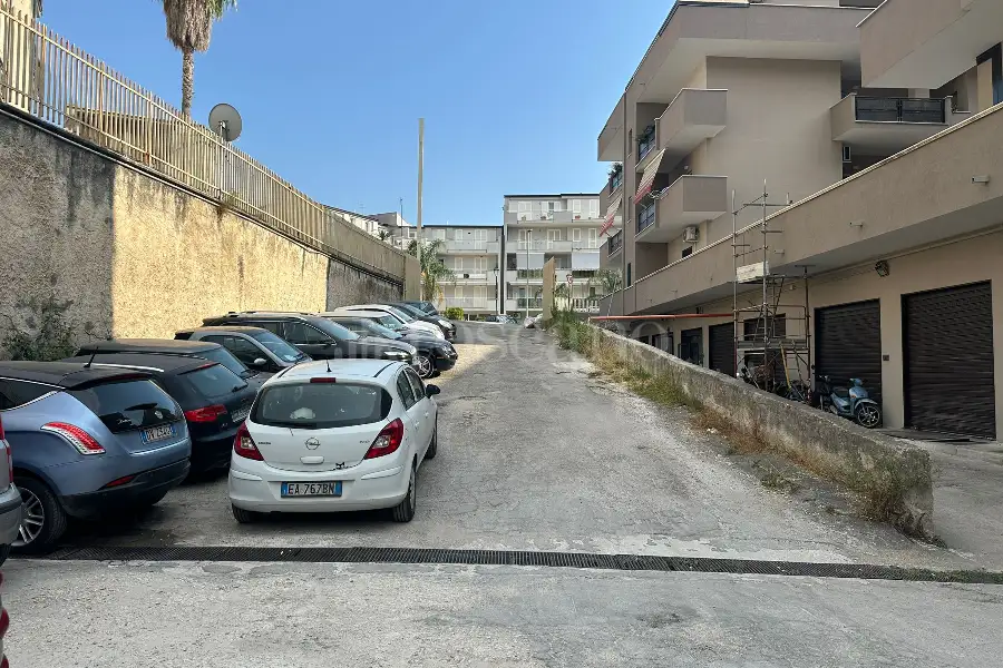 Magazzino in vendita di 400 mq a €135.000 (rif. 17/2025)