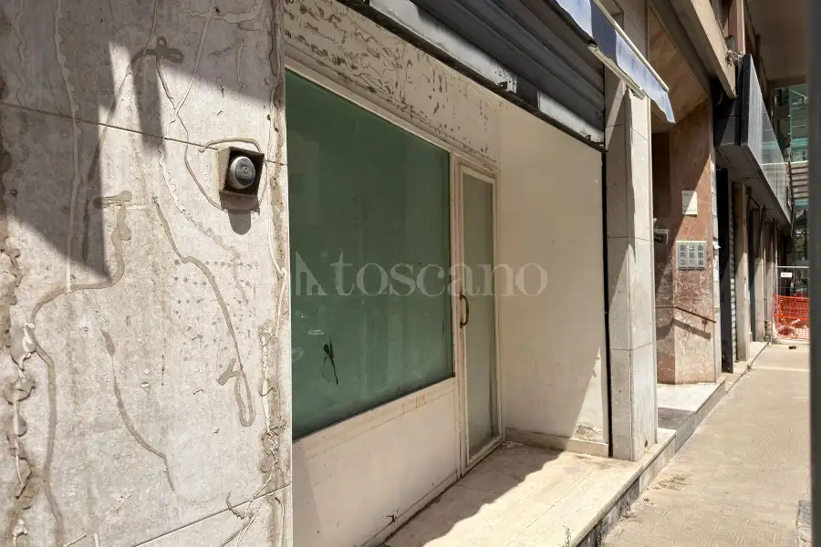 Negozio in vendita di 38 mq a €54.000 (rif. 72/2026)