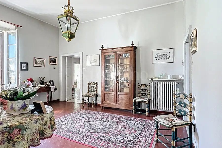 Casa in vendita di 320 mq a €495.000 (rif. 119/2025)