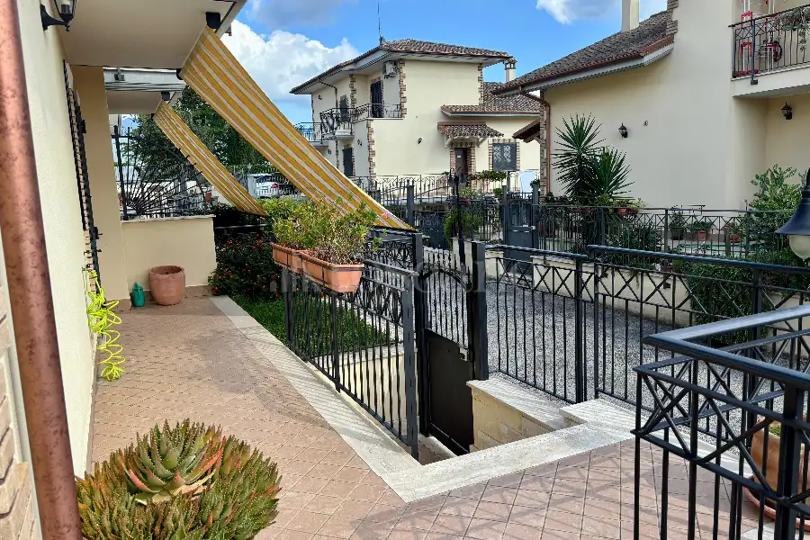 Villa Bifamiliare in vendita di 195 mq a €299.000 (rif. 70/2025)
