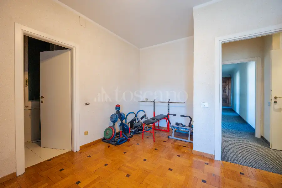 Attico in vendita di 440 mq a €1.650.000 (rif. 17/2026)