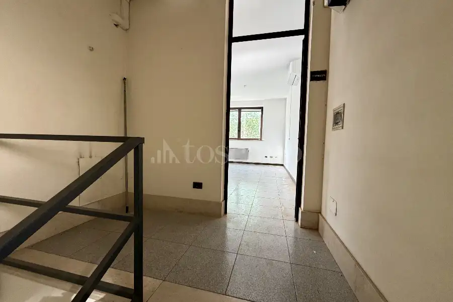 Palazzo in vendita di 365 mq a €650.000 (rif. 21/2026)