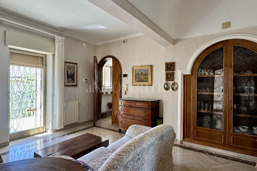 Villa in vendita di 433 mq a €350.000 (rif. 117/2025)
