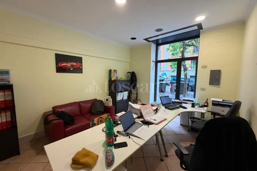 Negozio in vendita di 35 mq a €225.000 (rif. 7/2026)