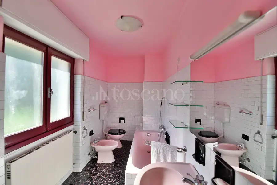 Villa Bifamiliare in vendita di 250 mq a €485.000 (rif. 16/2026)