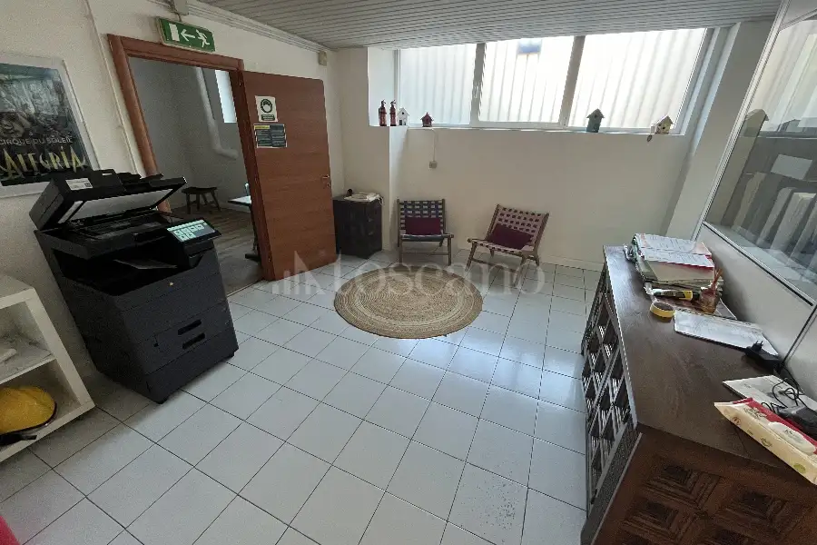 Ufficio in vendita di 212 mq a €189.000 (rif. 31/2025)