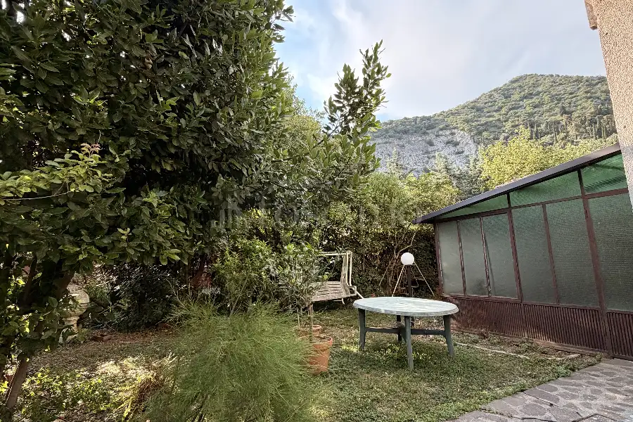 Casa Indipendente in vendita di 230 mq a €460.000 (rif. 22/2026)