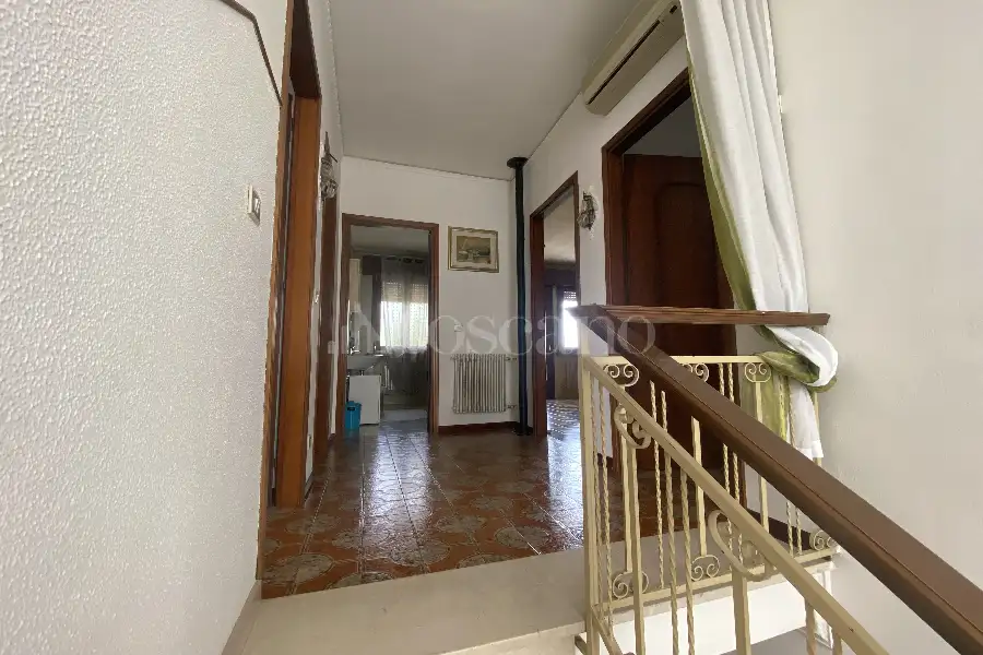Casa Indipendente in vendita di 214 mq a €246.000 (rif. 16/2026)