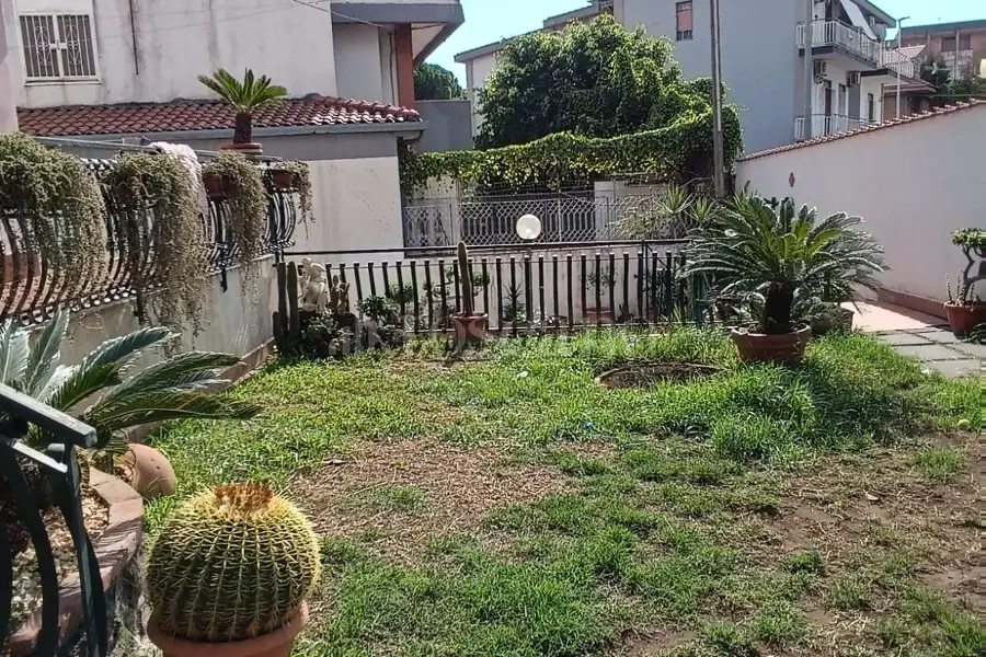 Villa Bifamiliare in vendita di 480 mq a €499.000 (rif. 171/2026)