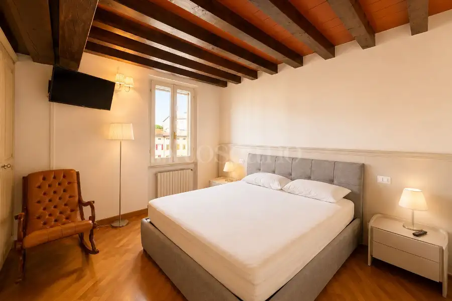 Attico in vendita di 210 mq a €1.200.000 (rif. 54/2026)
