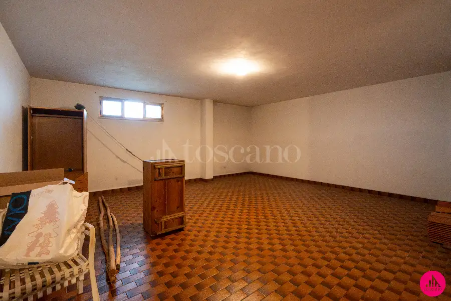 Villino a Schiera in vendita di 175 mq a €189.000 (rif. 180/2026)