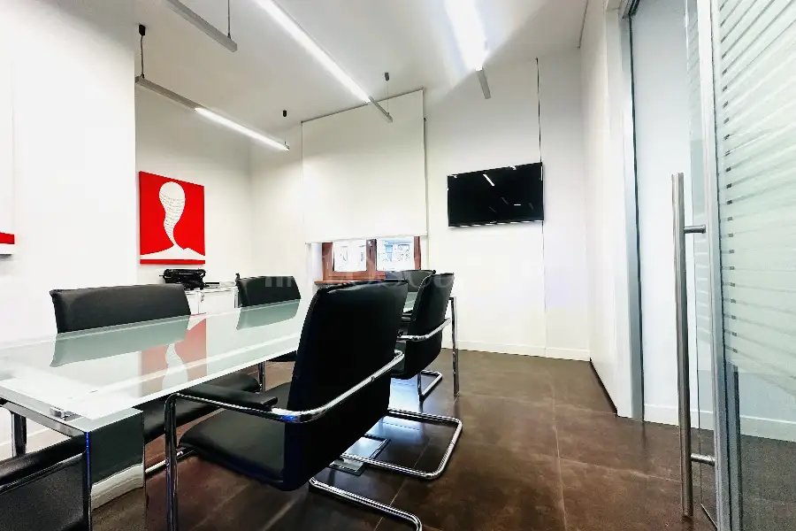 Ufficio in affitto di 180 mq a €4.000 (rif. 57/2025)