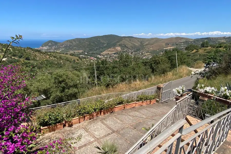 Casa in vendita di 120 mq a €350.000 (rif. 10/2024)