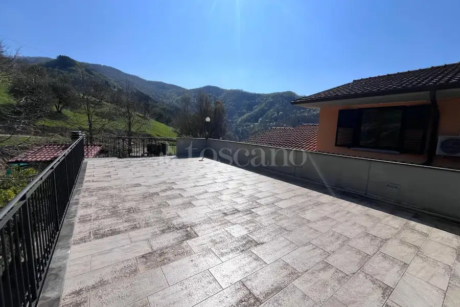Villa in vendita di 300 mq a €825.000 (rif. 24/2025)