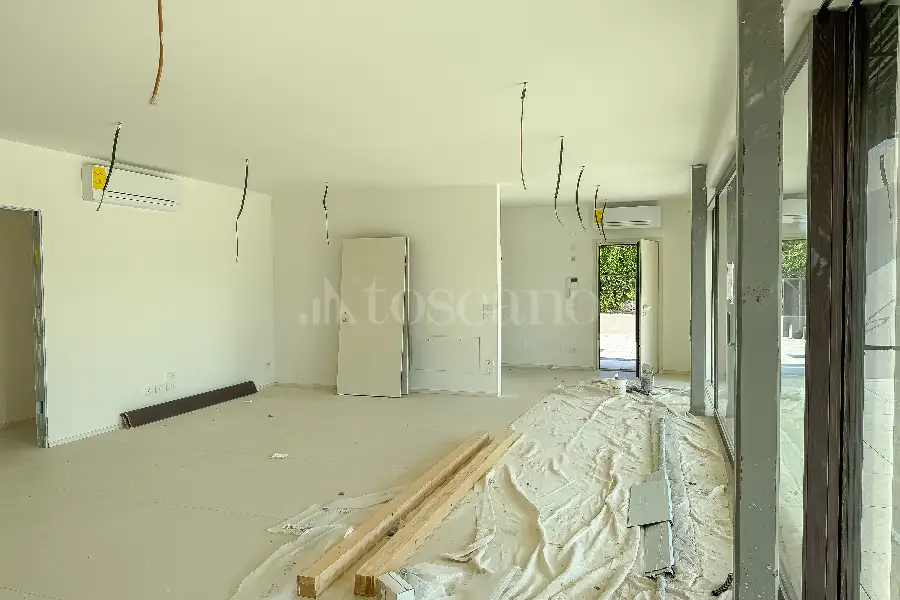 Villa in vendita di 292 mq a €1.590.000 (rif. 12/2025)