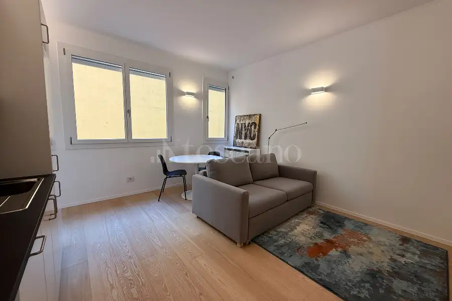 Casa in affitto di 45 mq a €1.470 (rif. 19/2026)