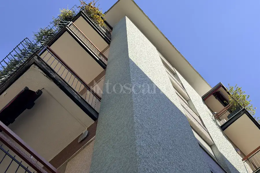 Negozio in vendita di 100 mq a €375.000 (rif. 14/2026)