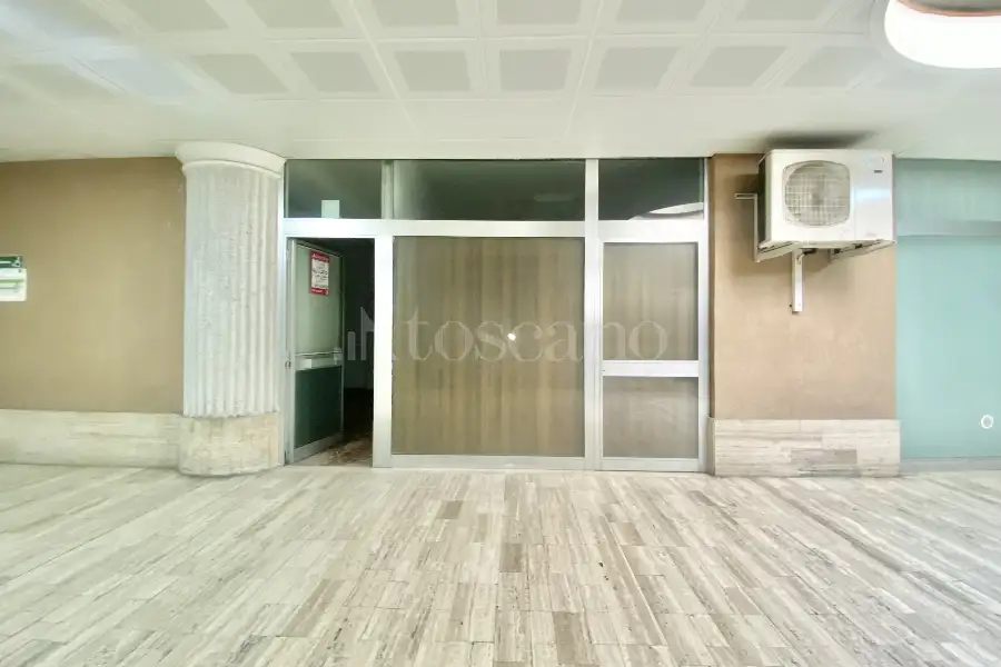 Negozio in vendita di 95 mq a €64.000 (rif. 26/2026)