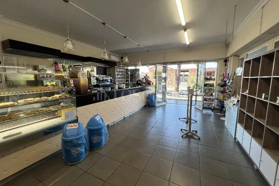 Negozio in vendita di 90 mq a €370.000 (rif. 76/2025)