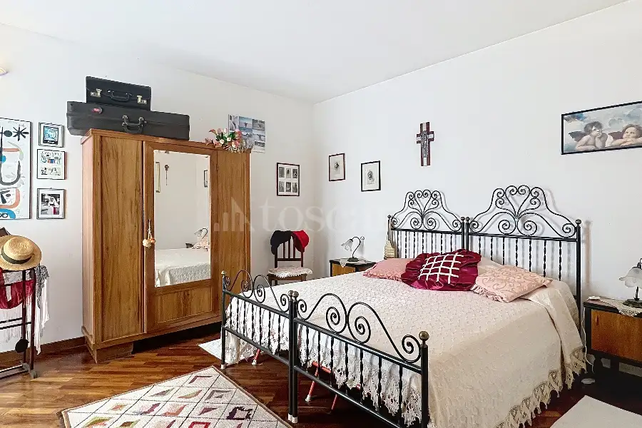 Villa in vendita di 600 mq a €590.000 (rif. 215/2025)
