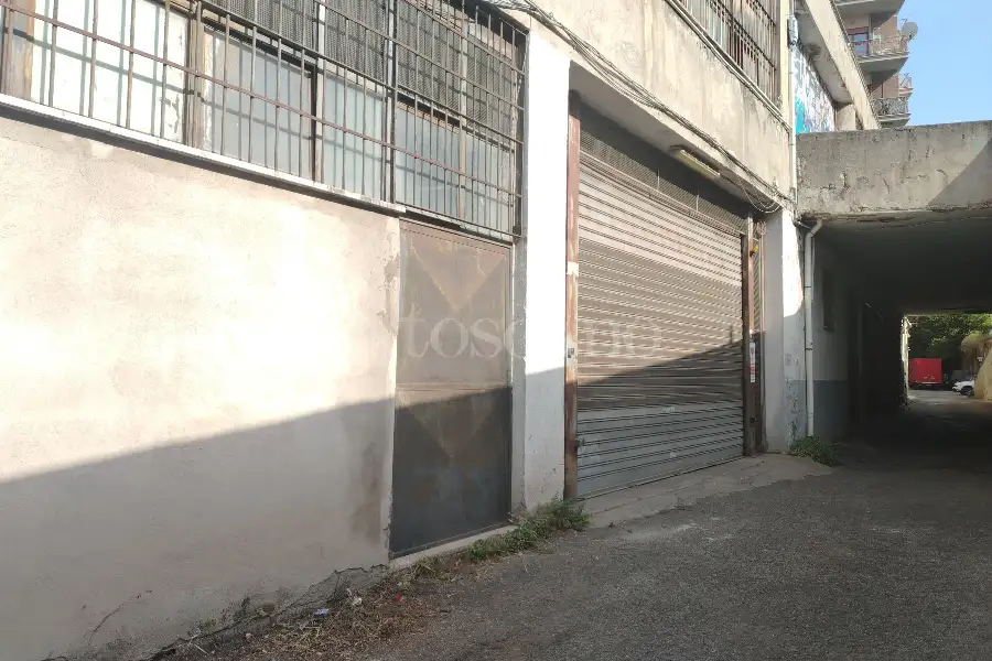 Box in affitto di 21 mq a €260 (rif. 24/2026)