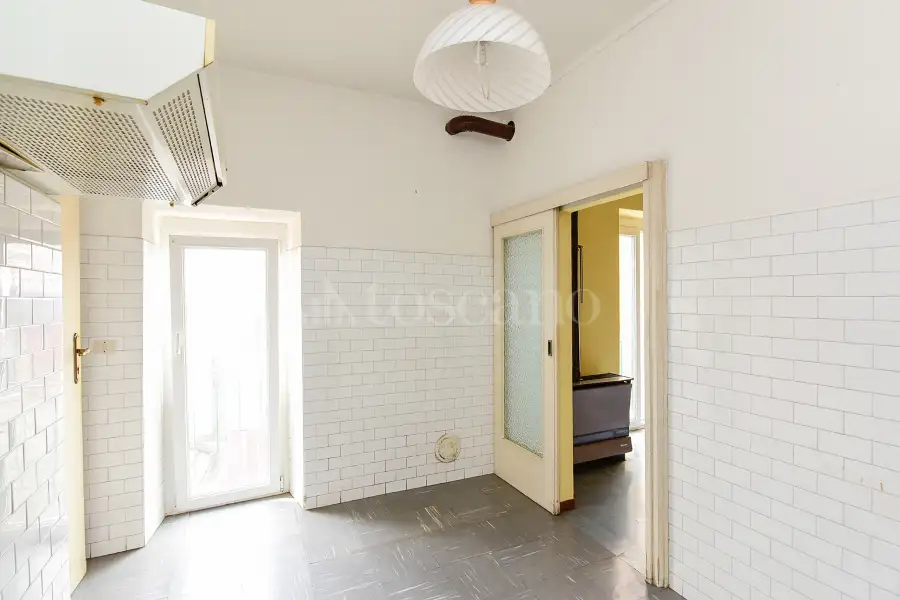 Palazzo in vendita di 250 mq a €248.000 (rif. 30/2025)