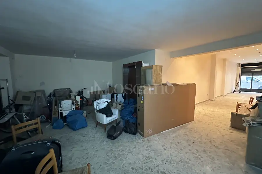 Negozio in vendita di 304 mq a €250.000 (rif. 13/2026)
