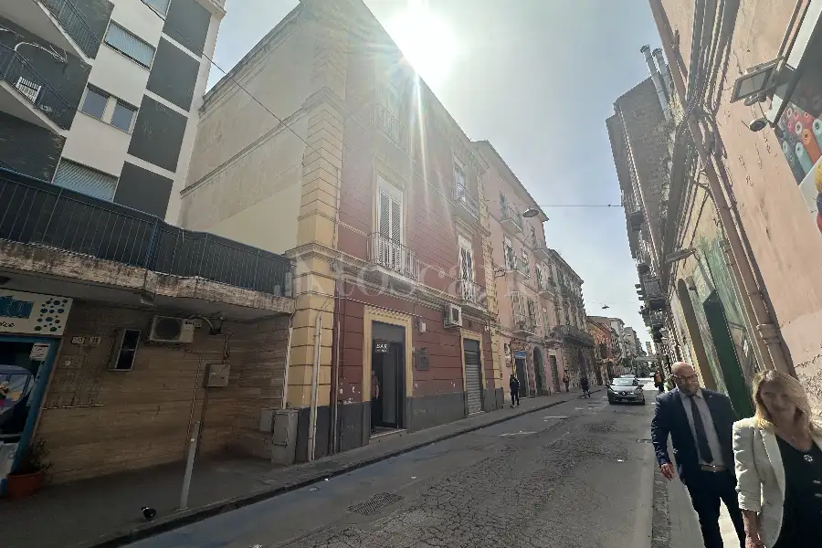 Negozio in affitto di 85 mq a €850 (rif. 19/2026)
