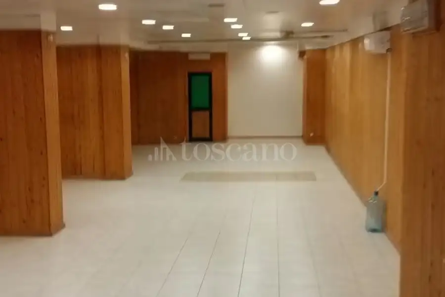 Negozio in vendita di 160 mq a €149.000 (rif. 8/2025)