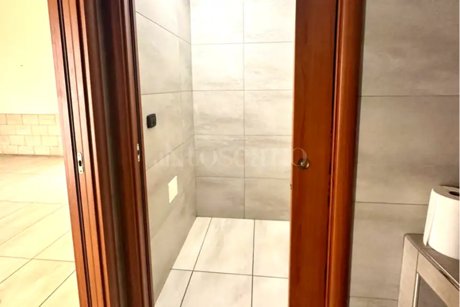 Negozio in affitto di 55 mq a €450 (rif. 37/2024)