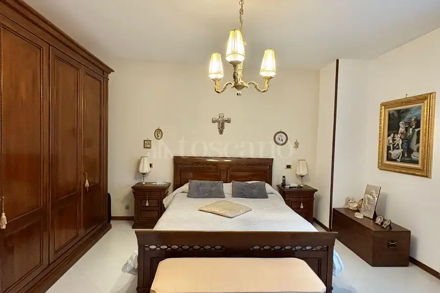 Villa in vendita di 450 mq a €390.000 (rif. 70/2026)