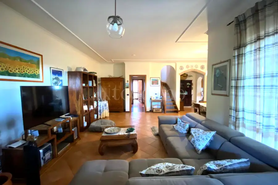 Villa in vendita di 250 mq a €499.000 (rif. 42/2025)