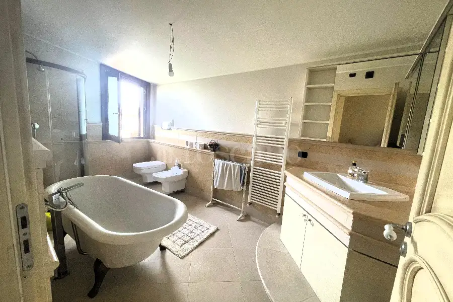 Villa in vendita di 388 mq a €488.000 (rif. 187/2025)