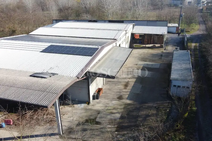Capannone in vendita di 1000 mq a €395,000 (rif. TS0104VE)
